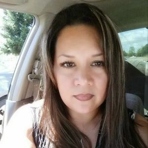 Meet your Posher, Consuelo